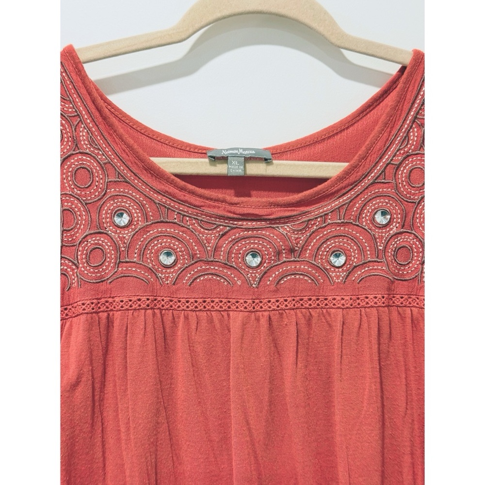 Neiman Marcus Embroidered Rhinestone Tank Top In Coral - Picture 5 of 9